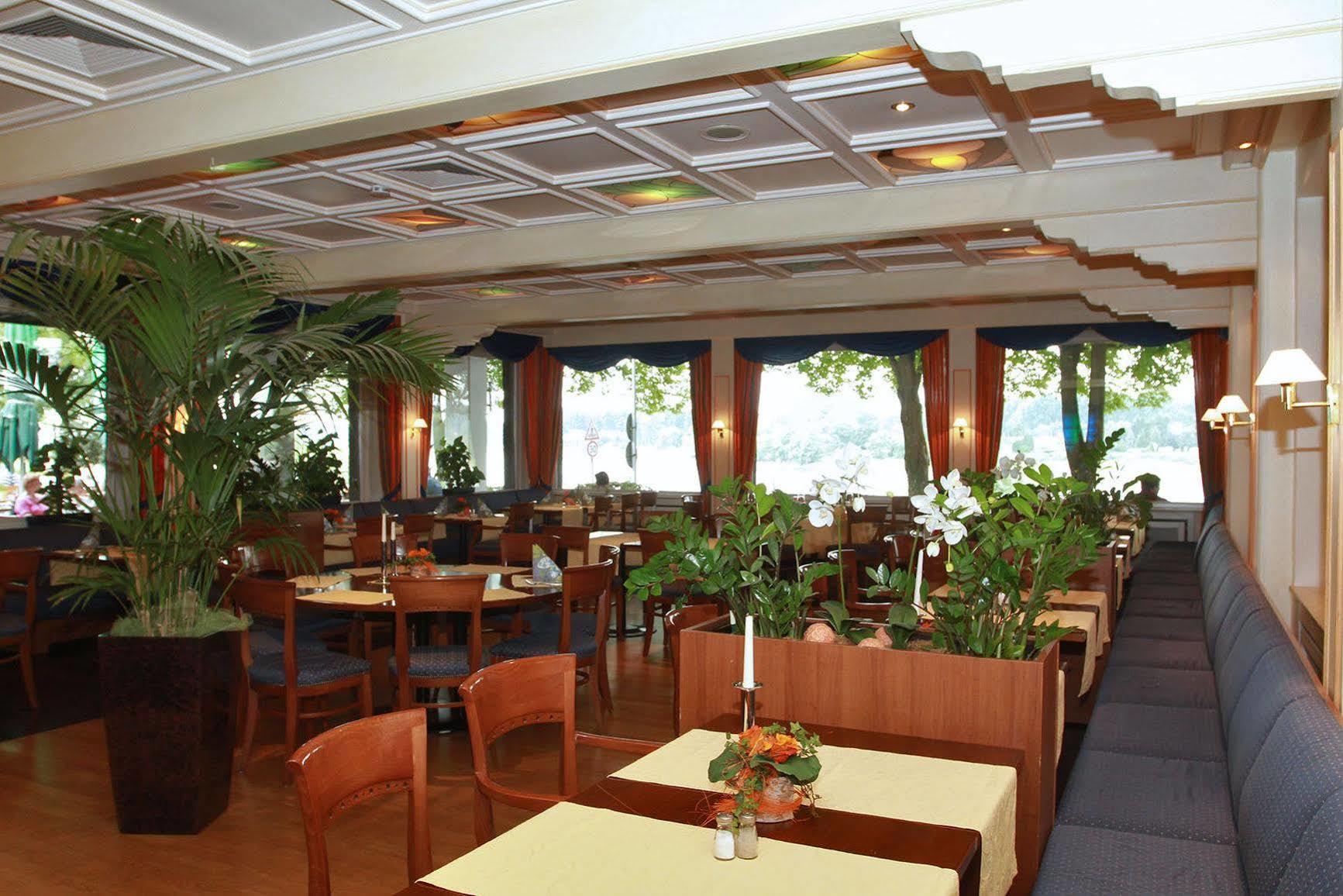 Rheinterrasse Benrath Hotel