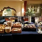 Hotel Rheinterrasse Benrath