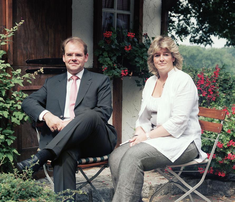 Rheinterrasse Benrath 4*