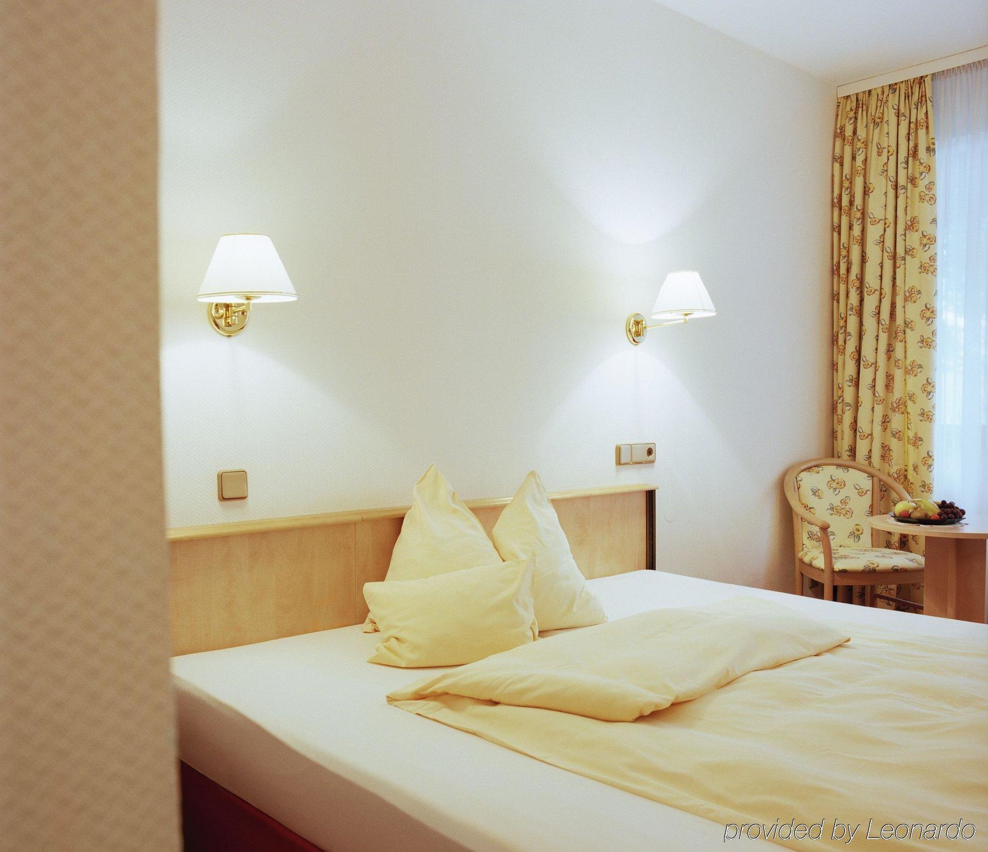 Rheinterrasse Benrath 4* Düsseldorf