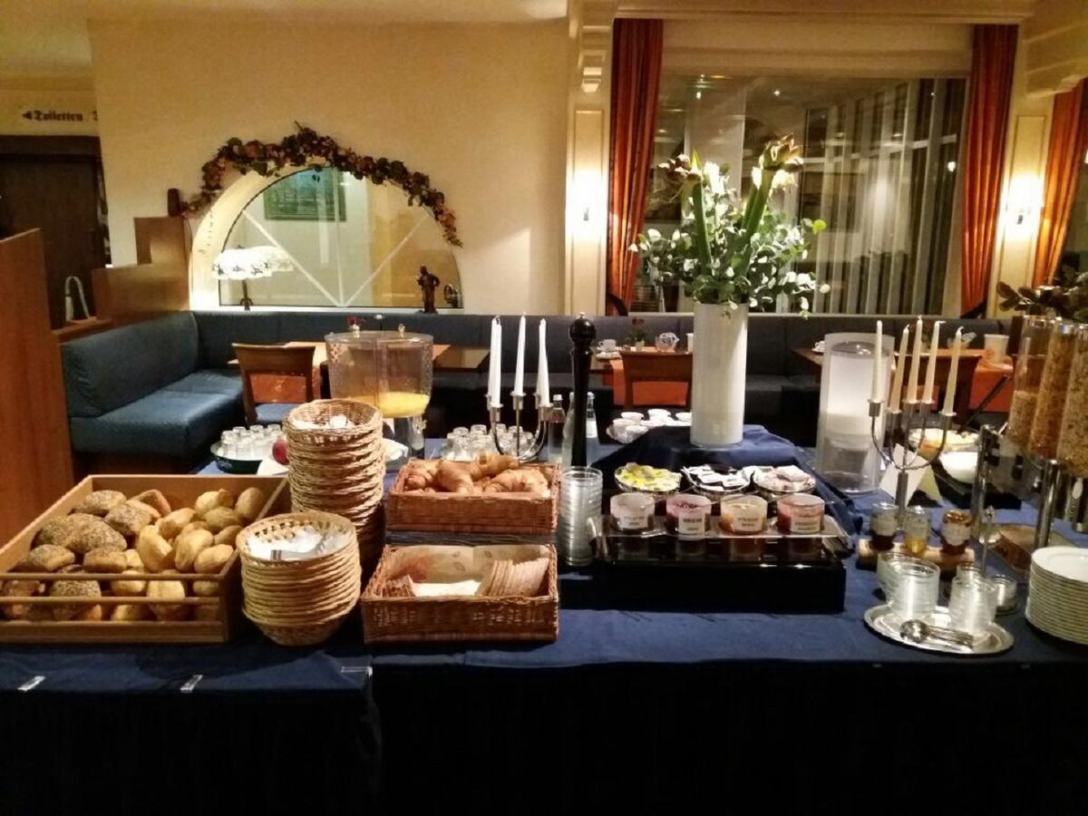 Rheinterrasse Benrath Hotel